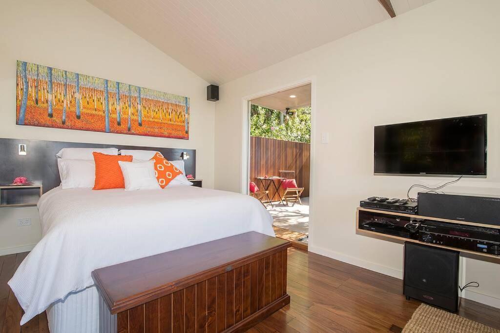 Byron's Secret Apartment Coorabell